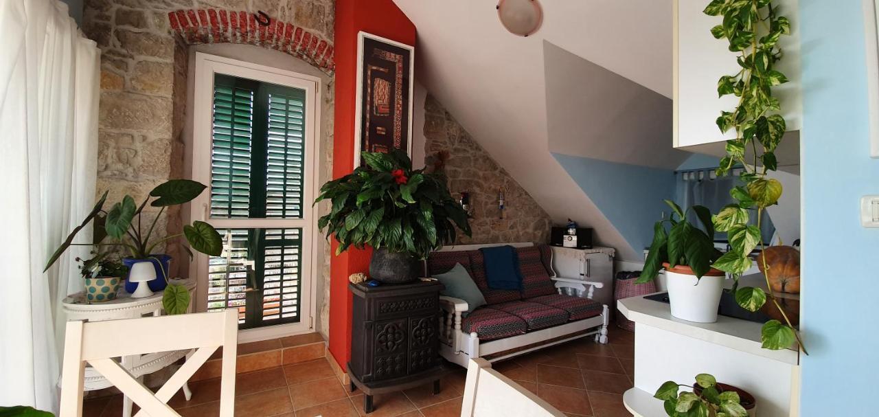 Apartment Silvia Kaštela Exterior foto